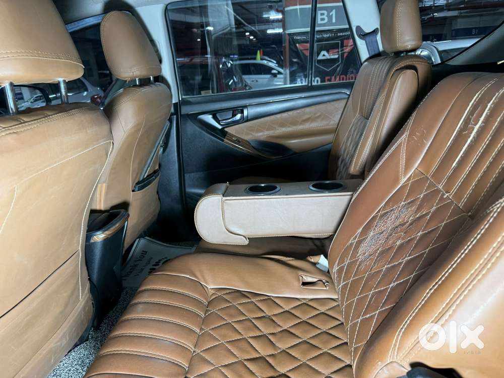 Toyota Innova Crysta 2.4 G Mt 8s, 2016, Diesel