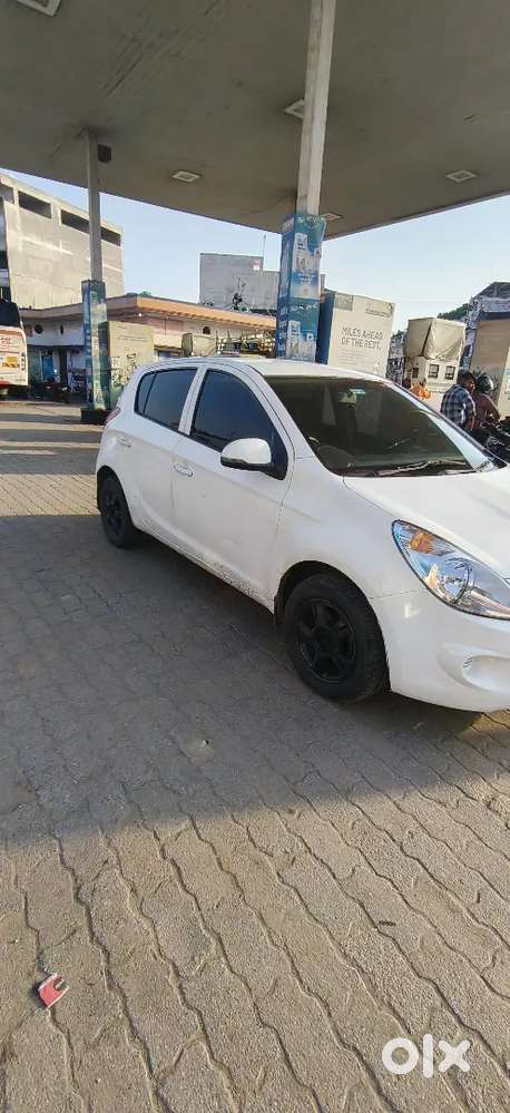 Hyundai I20 2012 Diesel 97000 Km Driven
