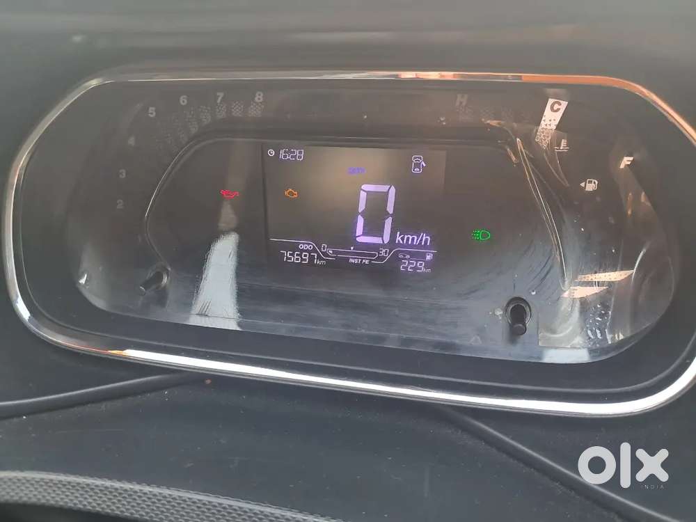 Tata Nexon 1.5 Diesel 30 Decmber 2020  1st Owner  75000 K.m. Dl Ragist