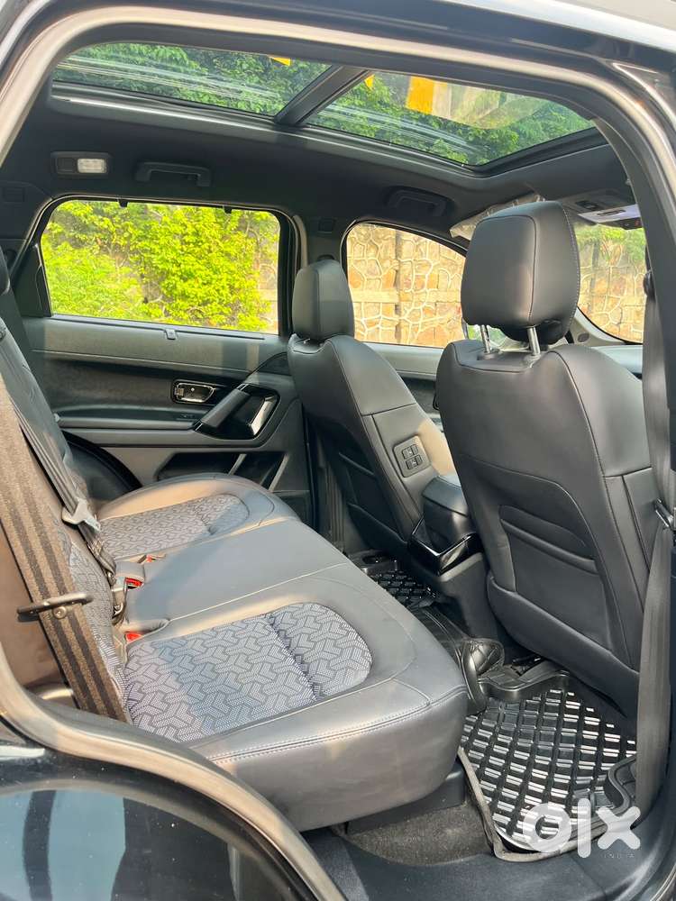 Tata Safari Accomplished Plus Dark Edition At, 2024, Diesel