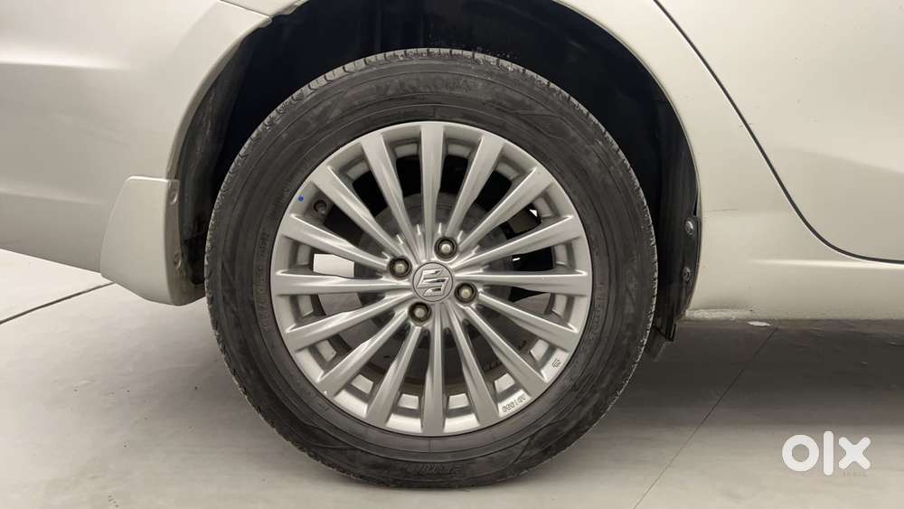Maruti Suzuki Ciaz At Zxi, 2016, Petrol