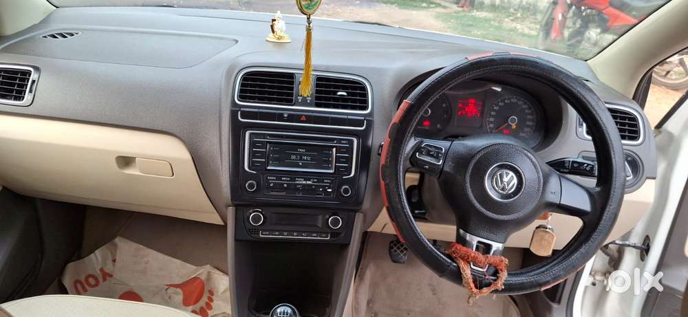 Volkswagen Vento 2010-2013 Petrol Highline, 2014, Petrol