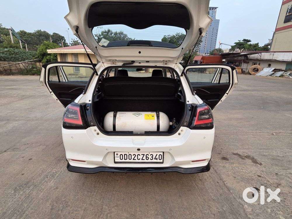 Maruti Suzuki Swift Vxi Optional, 2025, Cng & Hybrids