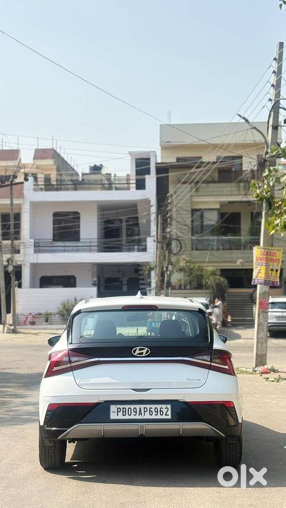Hyundai New I20 2024 Petrol 22000 Km Driven