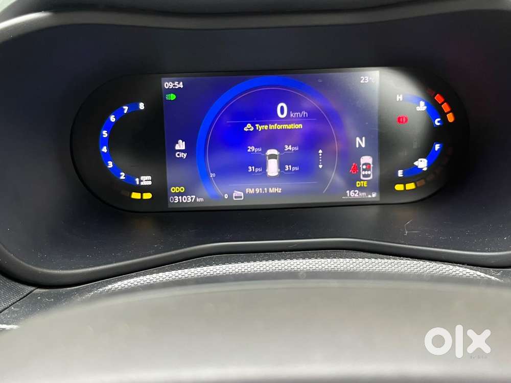Tata Nexon Ocean Blue Colour Automatic Petrol 2024