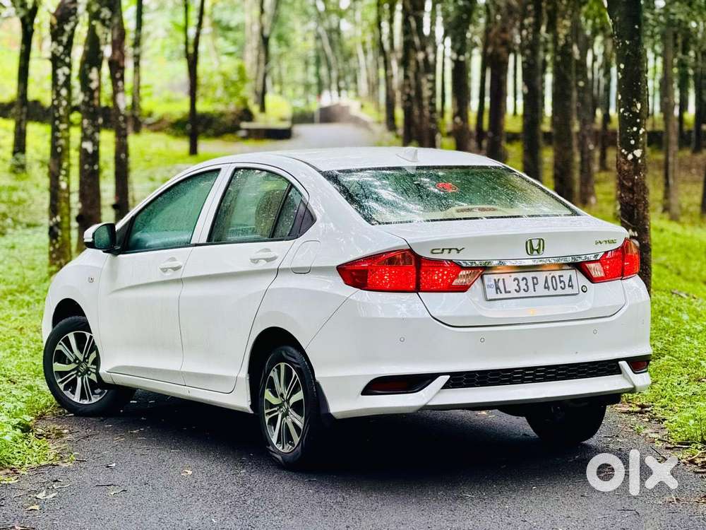 Honda City I-vtec Cvt V, 2022, Petrol