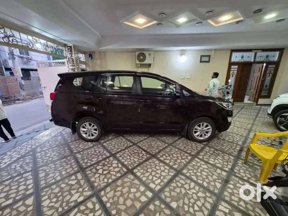 Toyota Innova Crysta 2018