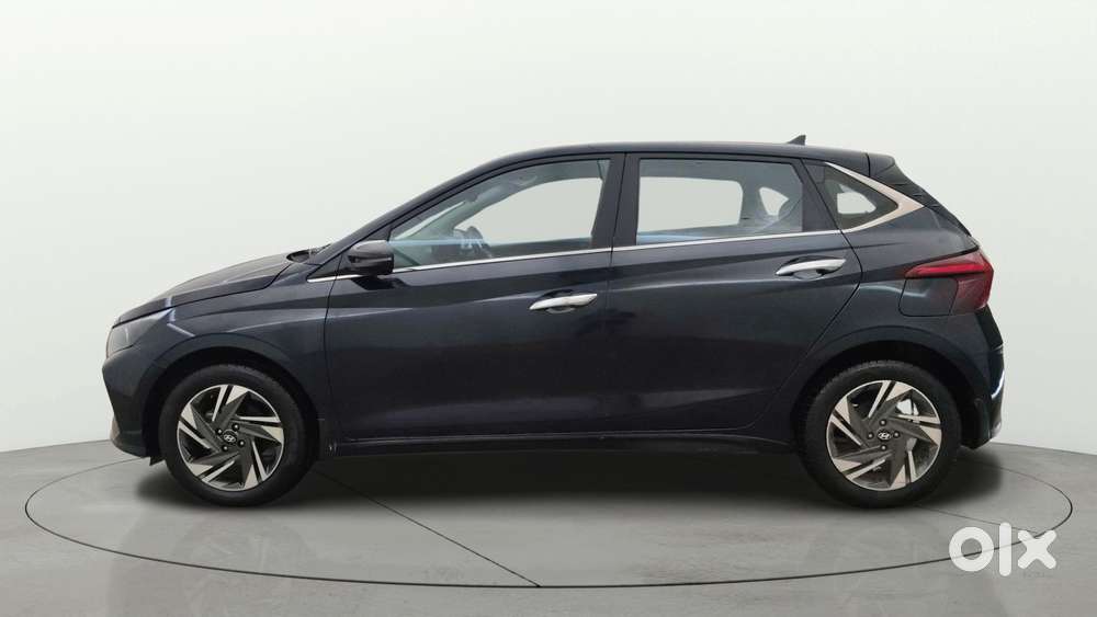 Hyundai New I20 1.2 Asta (o) Ivt, 2023, Petrol