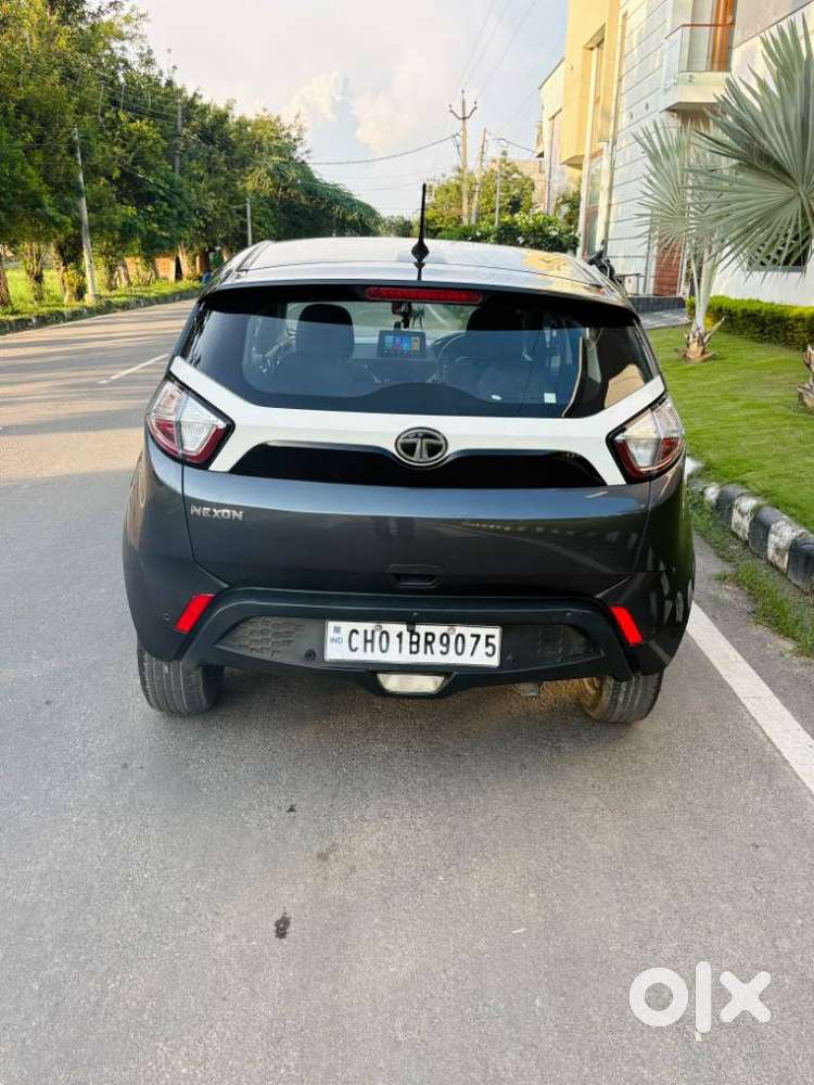 Tata Nexon 1.5 Revotorq Xm (s), 2018, Diesel