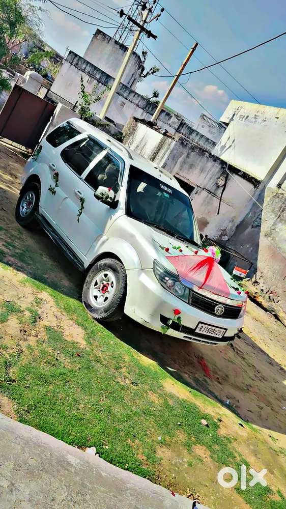 Tata Safari Storme 2012 Diesel 130000 Km Driven