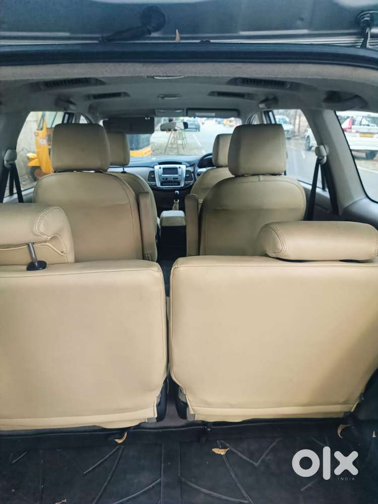 Toyota Innova [2013-2016] 2.5 V Diesel 7 Str, 2015, Diesel