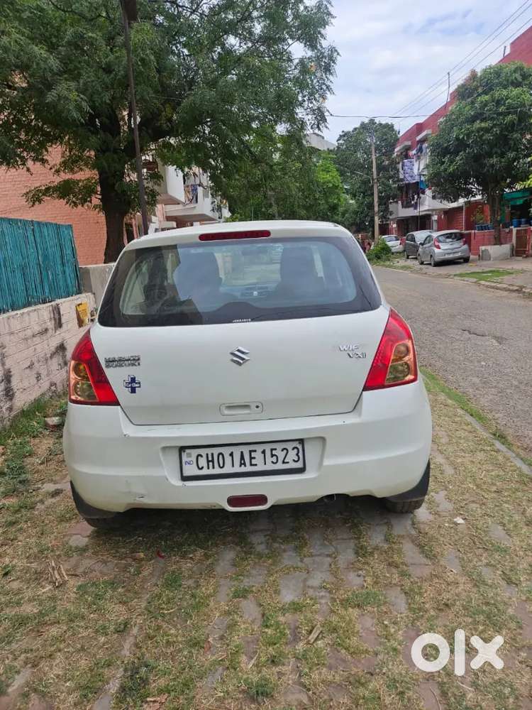 Maruti Suzuki Swift 2010 Petrol 65000 Km Driven