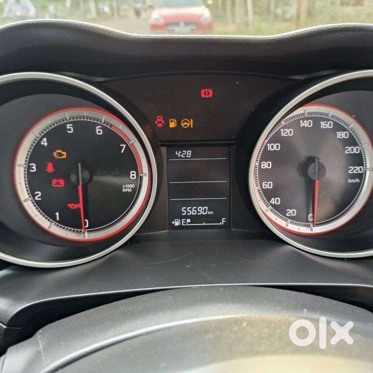 Maruti Suzuki Swift 1.2 Vxi (o), 2023, Petrol