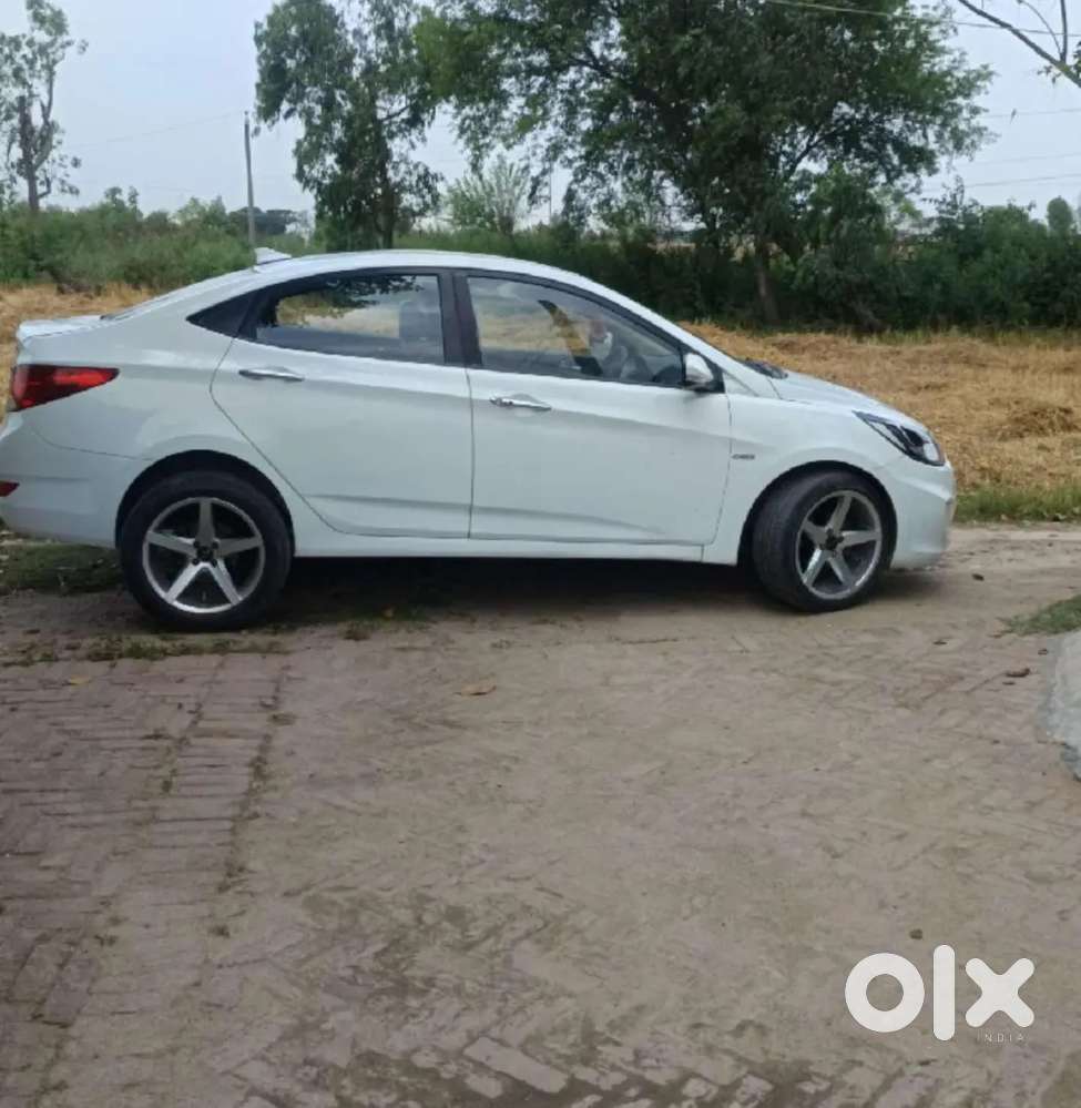 Hyundai Verna Sx Optional 2012 Diesel Car