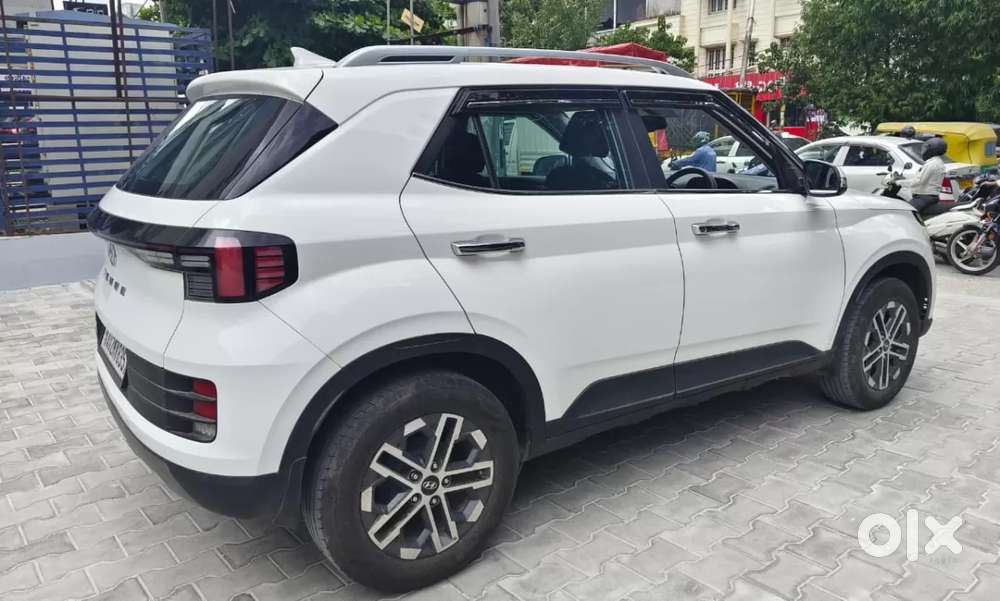 Hyundai Venue Sx, 2024, Petrol