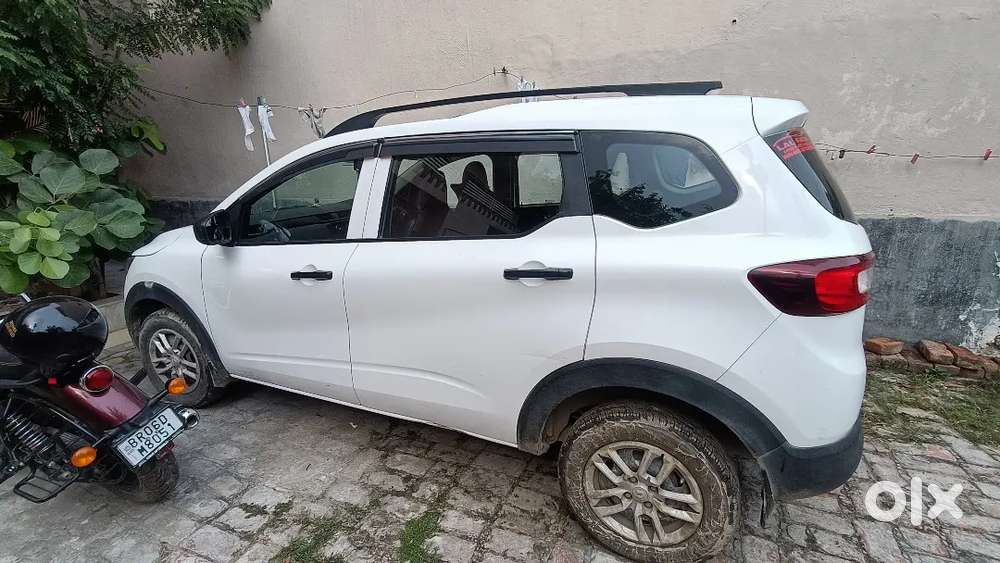 Renault Triber Rxl