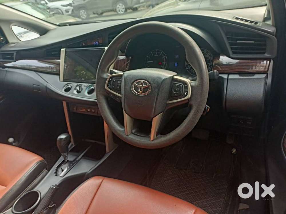 Toyota Innova Crysta 2.7 Gx Limited Edition At 7 Str, 2017, Petrol