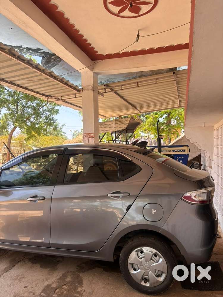 Tata Tigor Petrol 2019