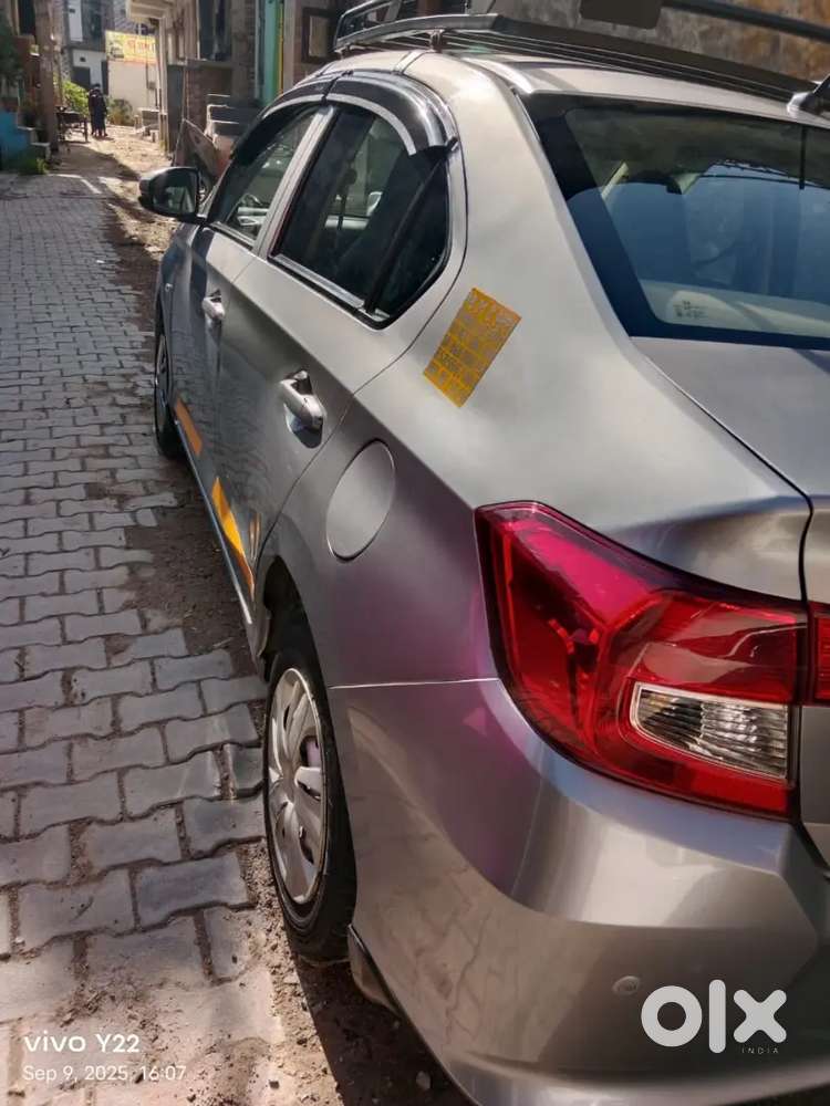 Honda Amaze 2022 Diesel 75000 Km Driven