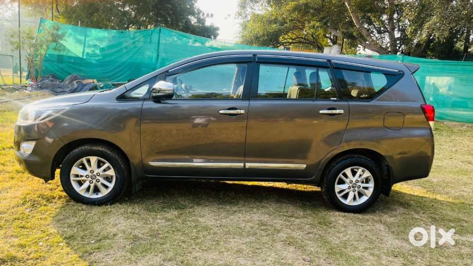 Toyota Innova Crysta 2.4 G Mt, 2019, Diesel