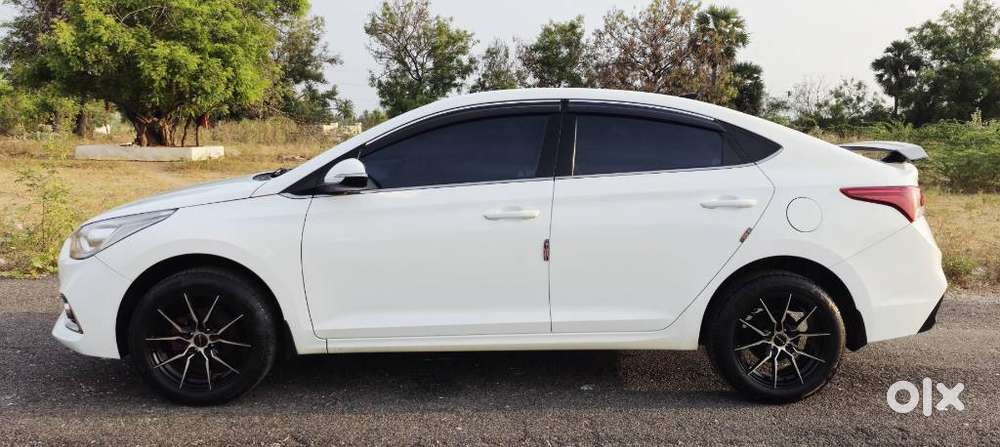 Hyundai Verna [2015-2018] Fluidic 4s 1.6 Vtvt Sx, 2018