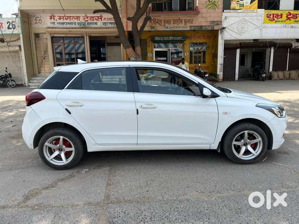 2018 Hyundai Petrol Car