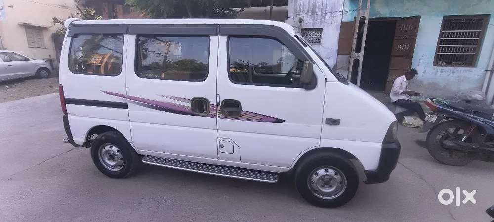 Maruti Suzuki Eeco 2017 Cng & Hybrids Well Maintained