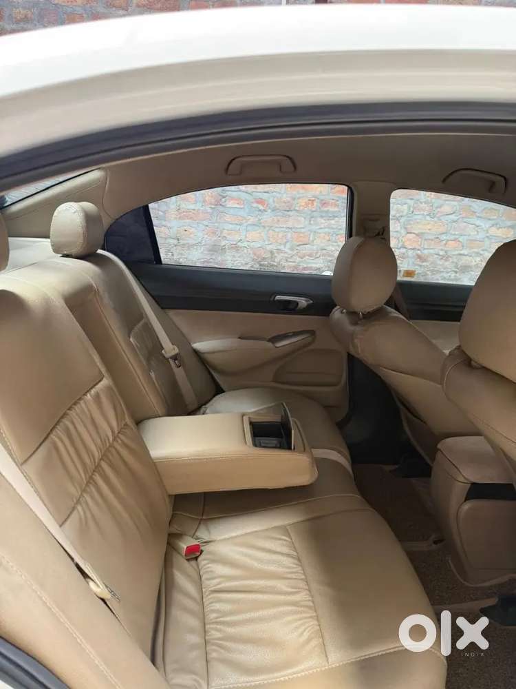 Honda Civic 2012 Petrol Well Maintained And In Good Condition.