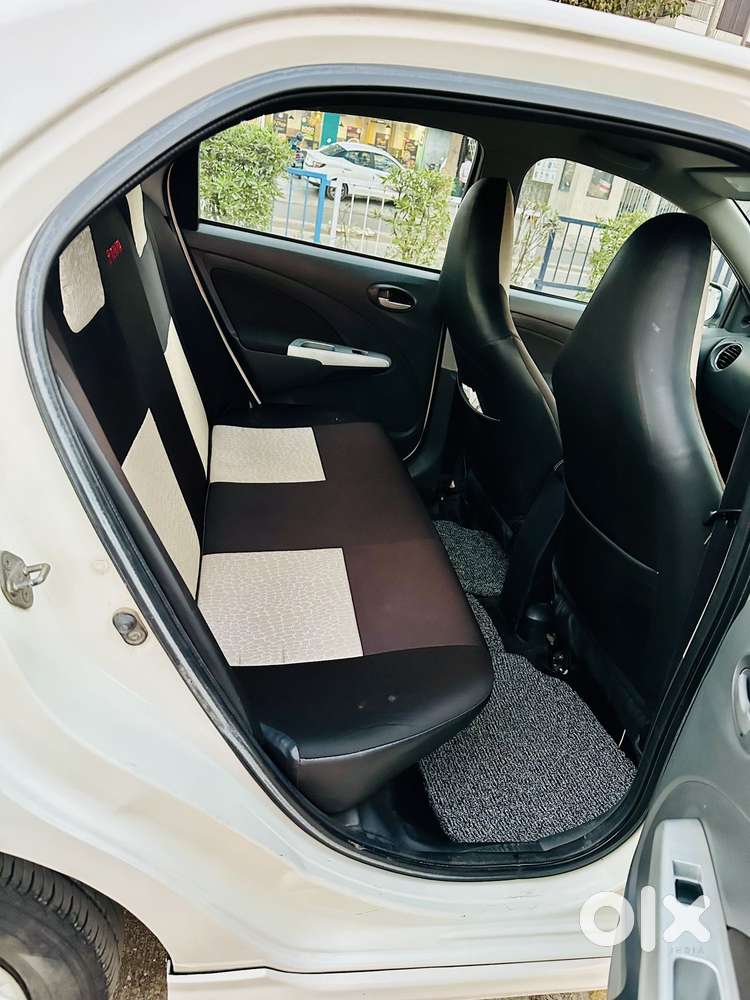 Toyota Etios 2010-2012 Vx, 2012, Cng & Hybrids