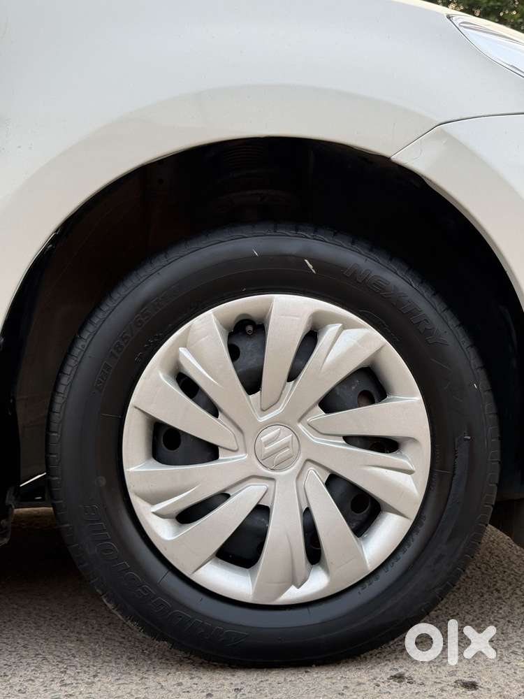 Maruti Suzuki Dzire 1.2 Vxi, 2023, Petrol