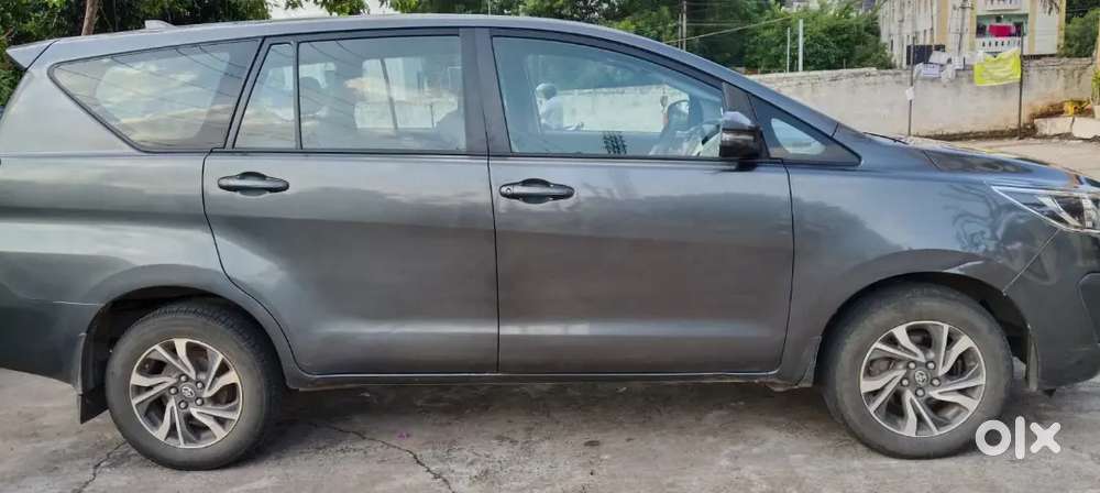 Toyota Innova Crysta 2022 Diesel 151712 Km Driven