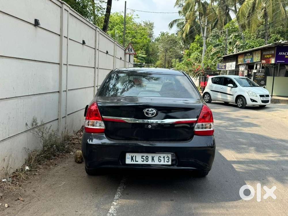 Toyota Etios 2013 Diesel 140000 Km Driven