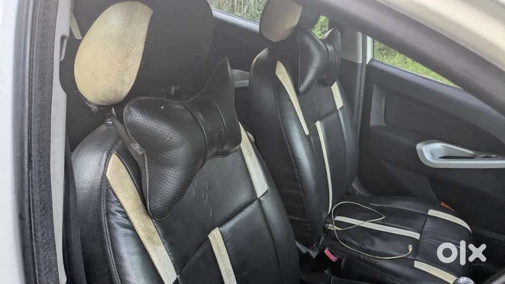 Ford Figo 2013 Petrol 75000 Km Driven