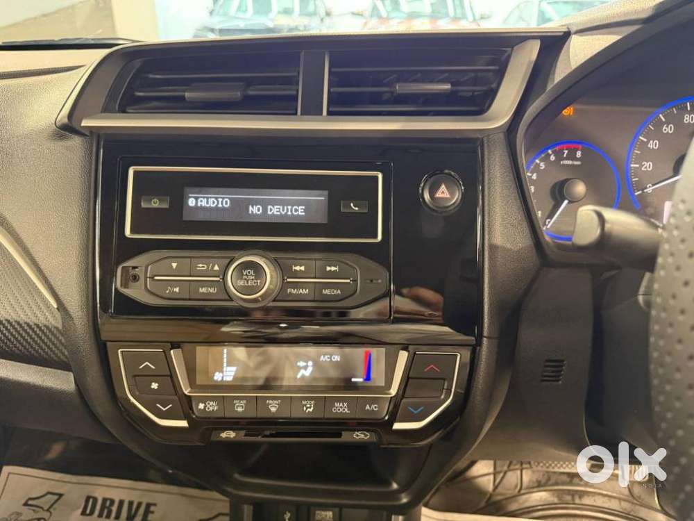Honda Brio V Automatic, 2016, Petrol