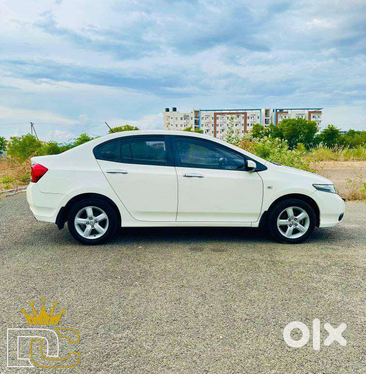 Honda City V Mt, 2013, Petrol