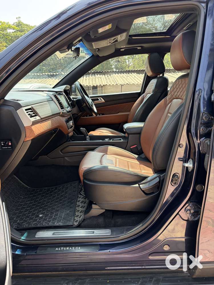 Mahindra Alturas G4 4wd At, 2019, Diesel