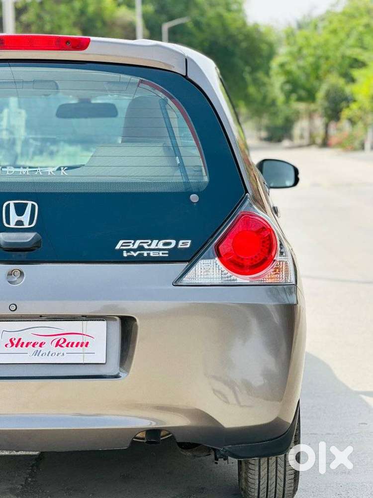 Honda Brio S Mt, 2017, Petrol