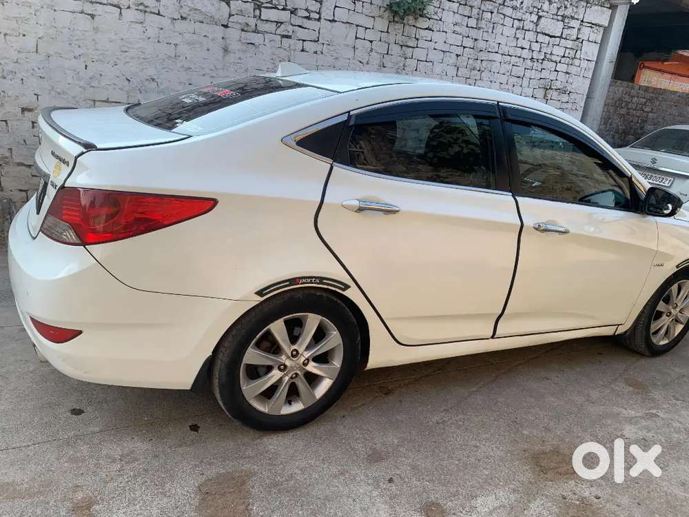 Hyundai Verna Sx 2011