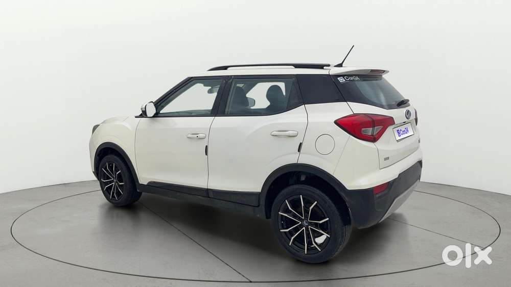 Mahindra XUV300 W8 Diesel, 2019, Diesel