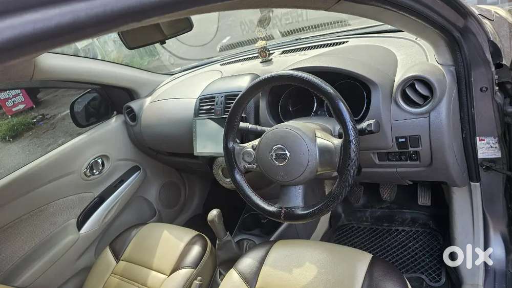 Nissan Sunny 2012 Diesel Full Option Xv