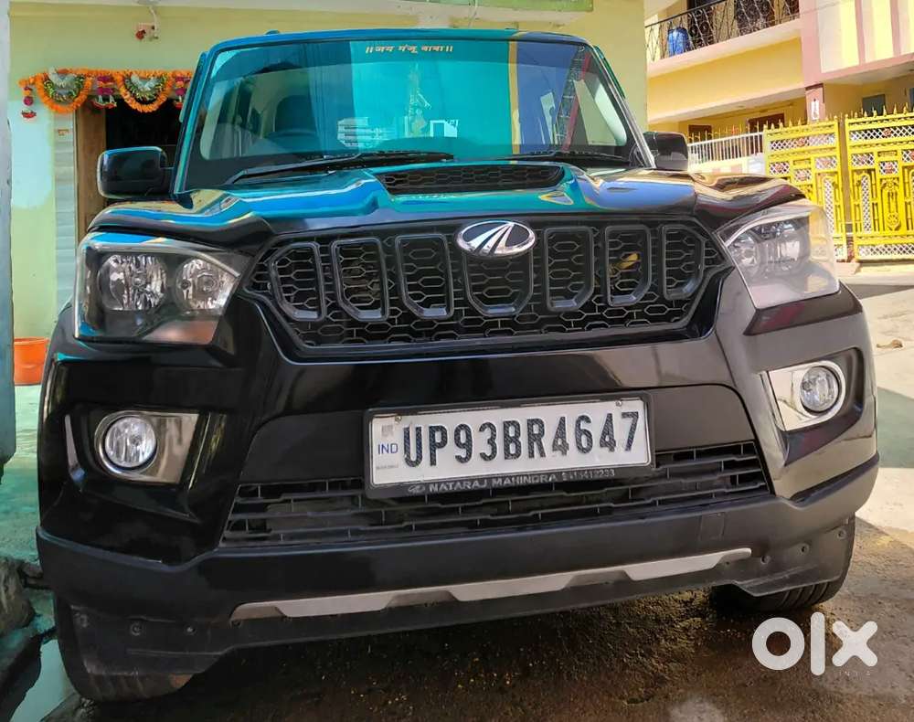 Single Owner Driven Good Condition New Tyres With Stero System