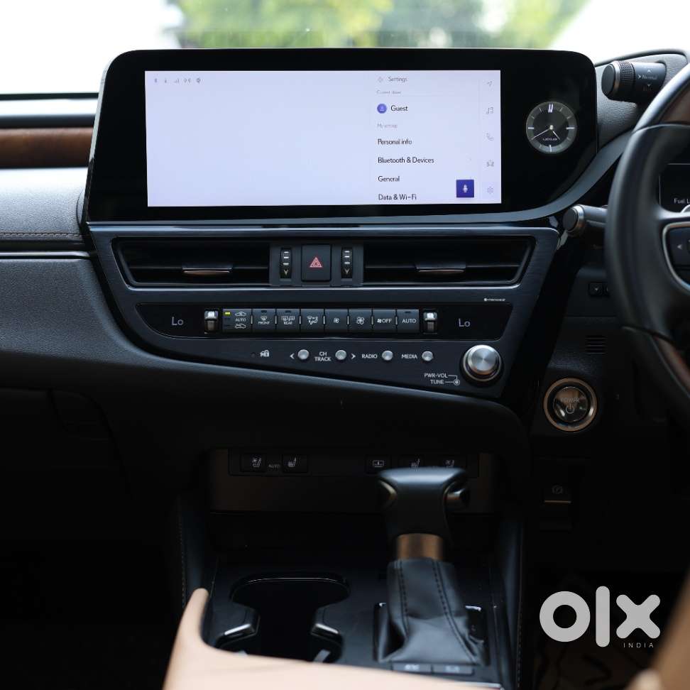 Lexus Es 300h Luxury, 2025, Petrol