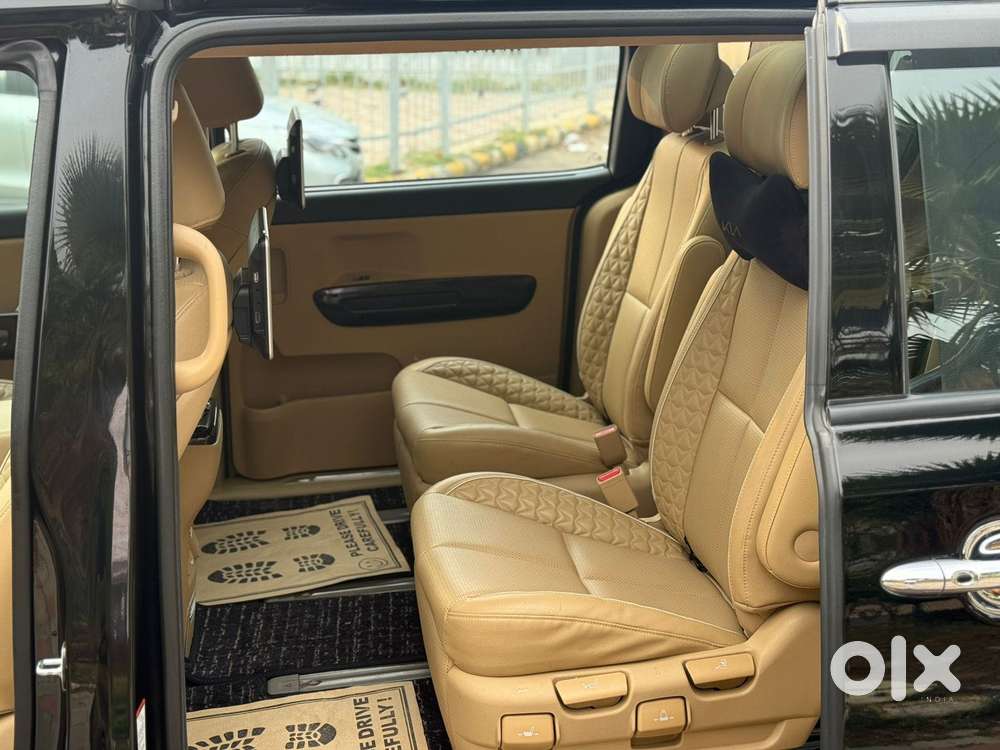 Kia Carnival Limousine Plus 7 Str, 2022, Petrol