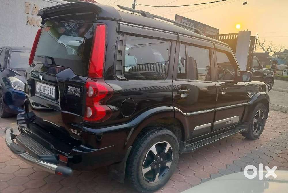 Mahindra Scorpio Classic 2.2 S 11 Mt 7 Cc, 2023, Diesel
