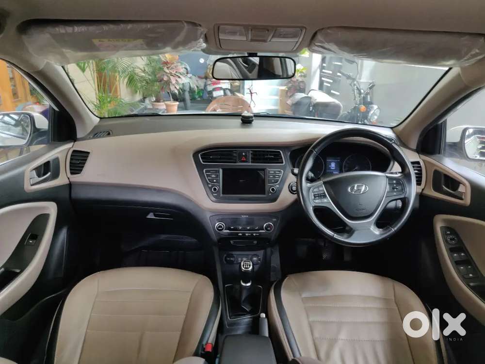 Hyundai I20 Asta Top End, Very Well Maintained Only 58k Km Driven