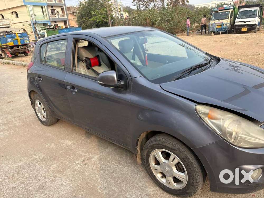 Hyundai I20 2011 Petrol Well Maintained