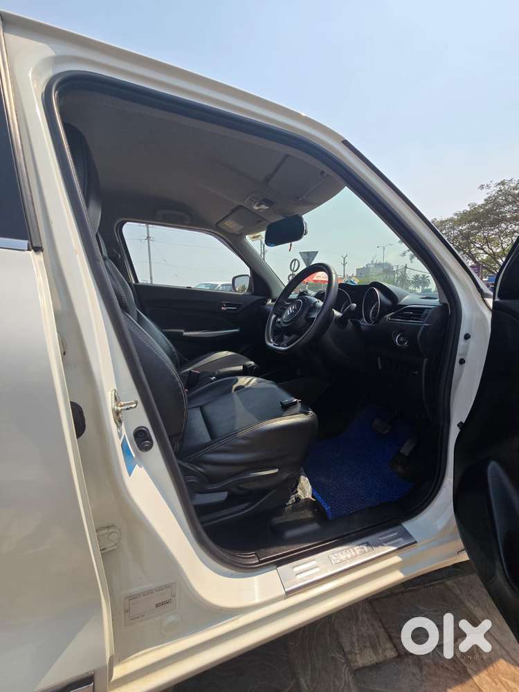 Maruti Suzuki Swift 2018 Zxi, 2019, Petrol