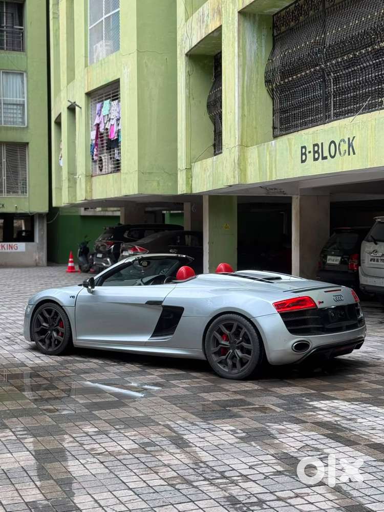 Audi R8 5.2 V10 Spyder, 2011, Petrol