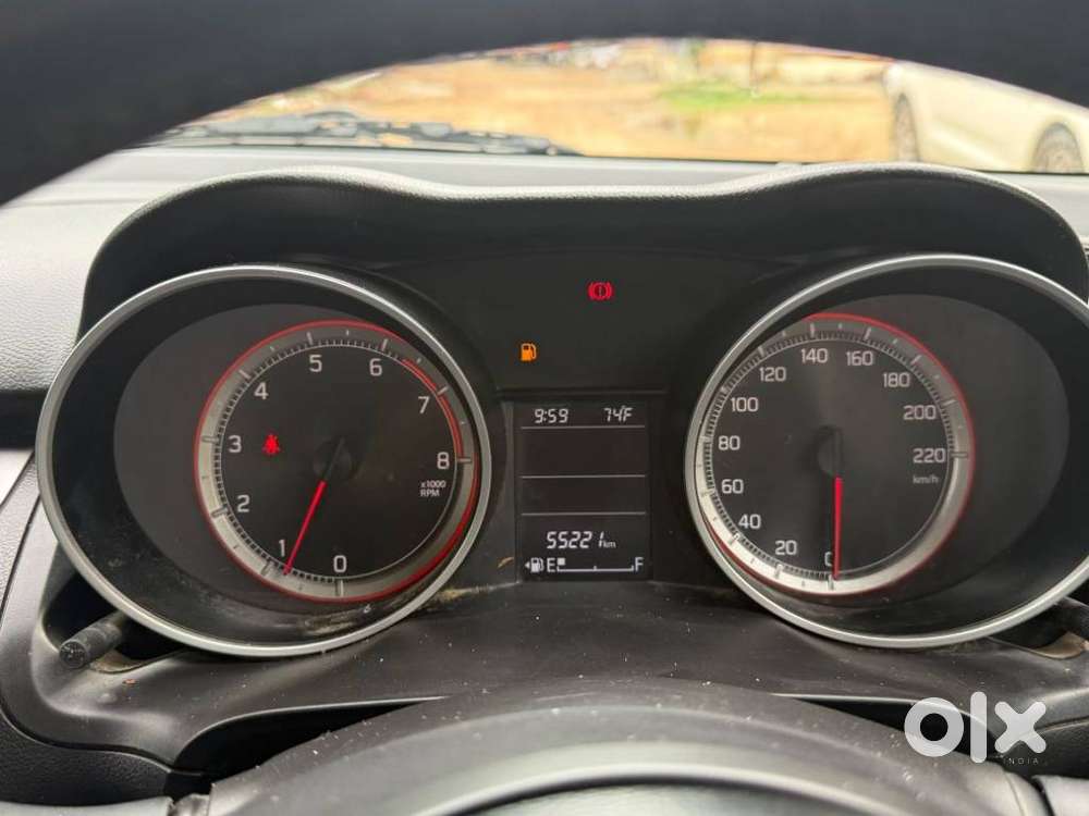 Maruti Suzuki Swift 1.3 Zxi, 2022, Petrol