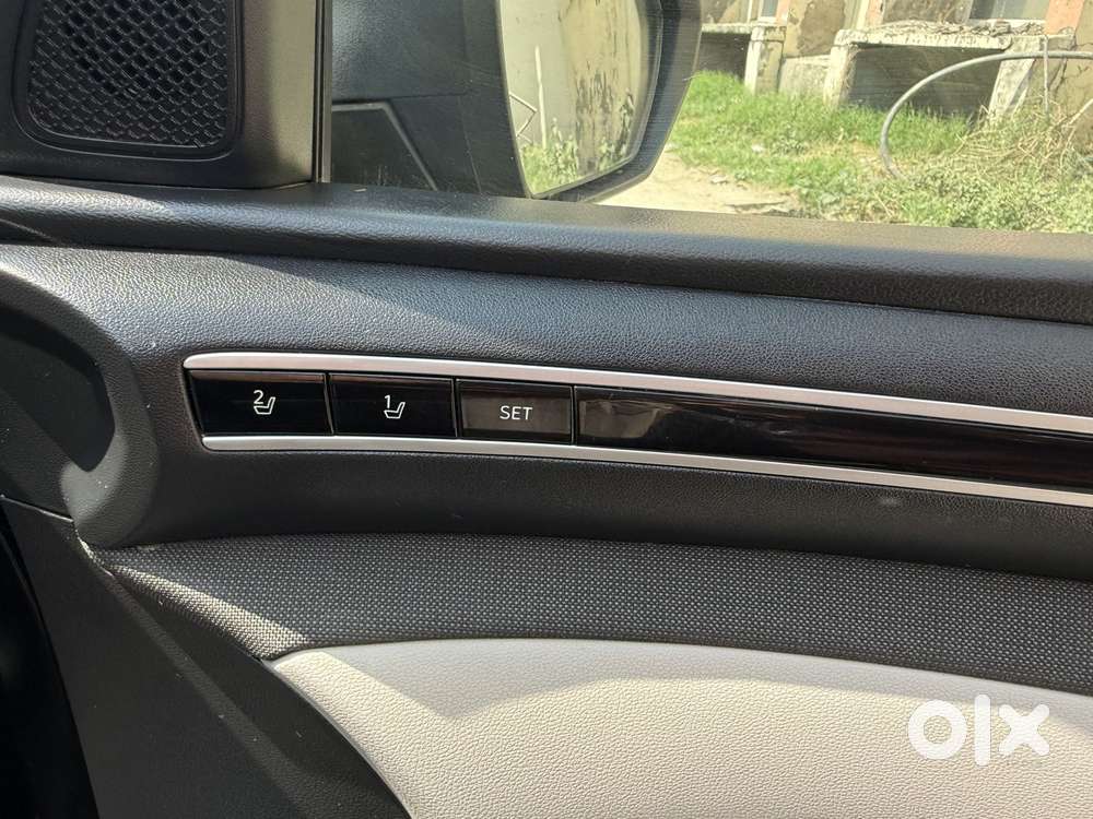 Hyundai Tucson 2.0 Signature Petrol At, 2023, Petrol